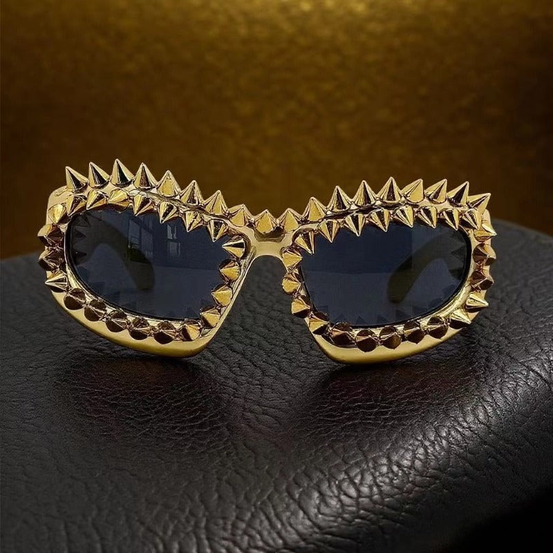 Trendy punk glasses special-shaped spikes and rivets