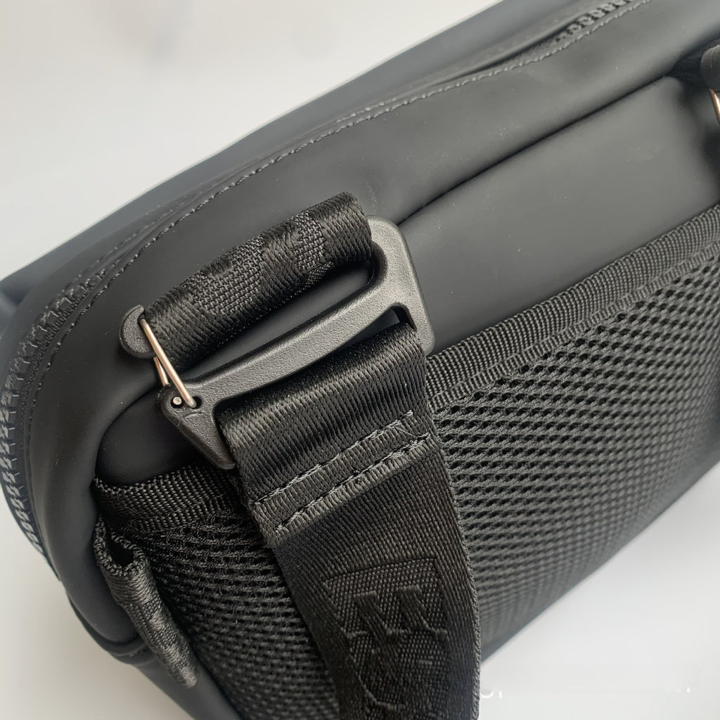 FOG ESSENTIALS Bag Men's Sportsmanship Bag Shoulder Crossbody Waist Bag Breast Bag