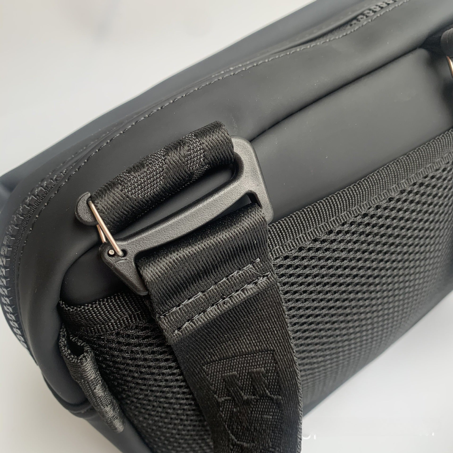 FOG ESSENTIALS Bag Men's Sportsmanship Bag Shoulder Crossbody Waist Bag Breast Bag