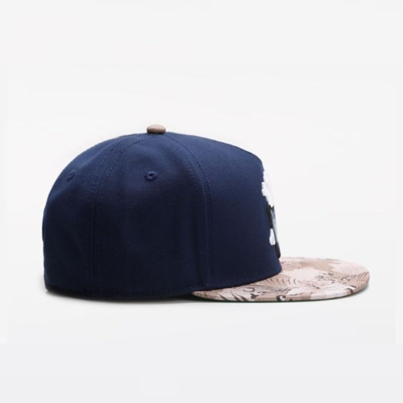 Trendy flat brimmed snapback hats spring and summer sunshade breathable