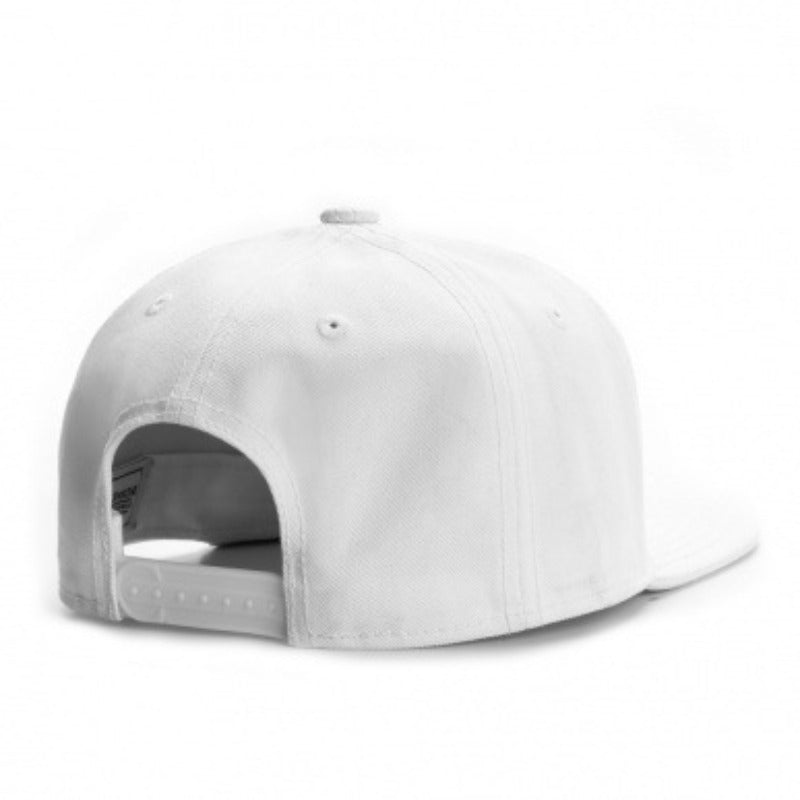 Trendy flat brimmed snapback hats blank light board