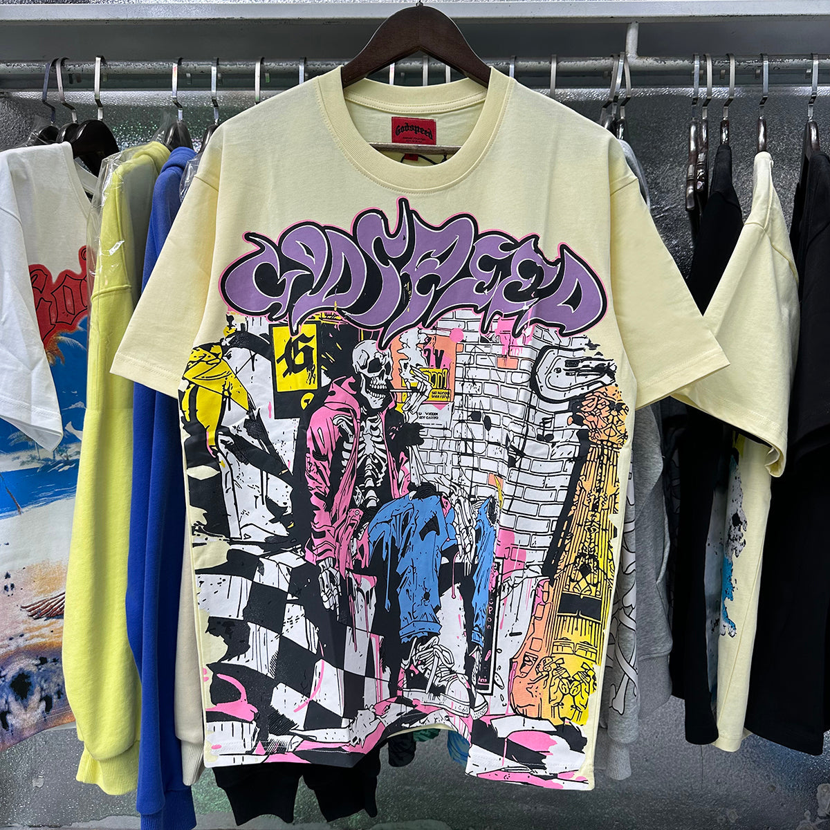 Godspeed t Shirts Graffiti Wall Skull Artist Printing Cotton Casual Short Sleeves Men and Women