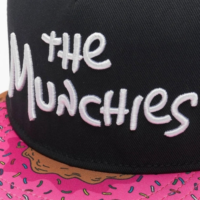 Trendy flat brimmed snapback hats mesh breathable