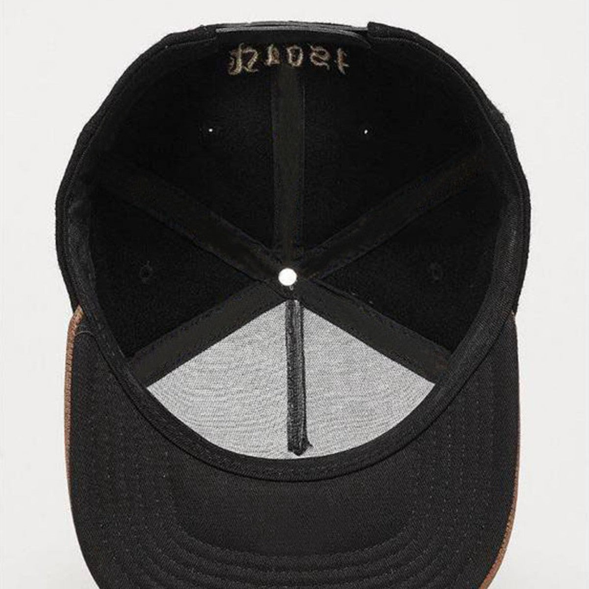 Trendy flat brimmed snapback hats woolen woven label