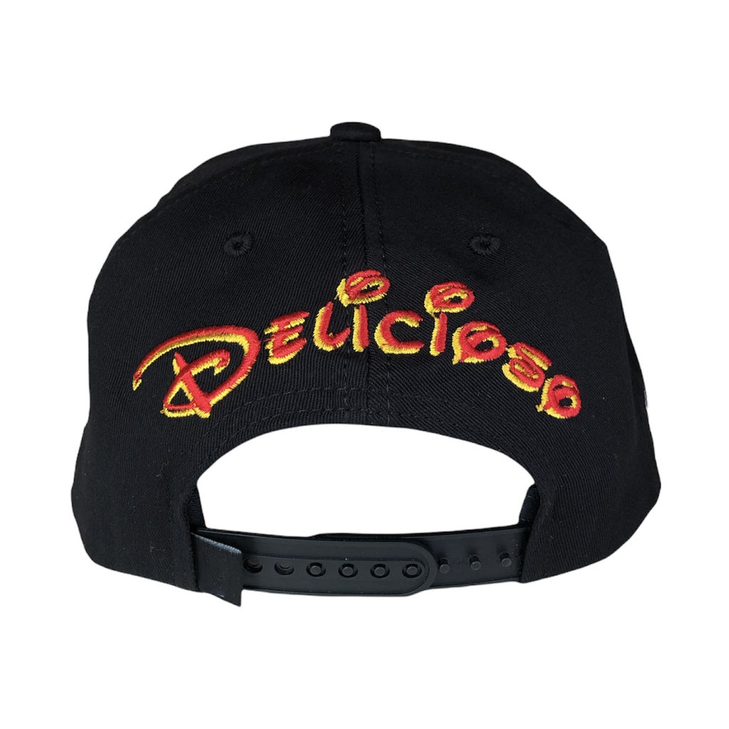 Trendy flat brimmed snapback hats treasure finger notch visor