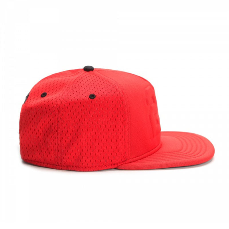 Trendy flat brimmed snapback hats mesh quick-drying and breathable