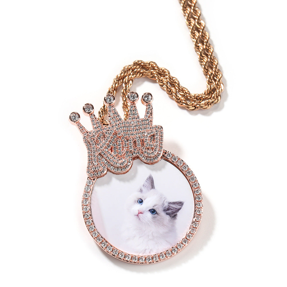 Jewelry INS Wind Crown Pendant Hip Hop Necklace with Diamonds St. Valentine's Royalty Spectrum