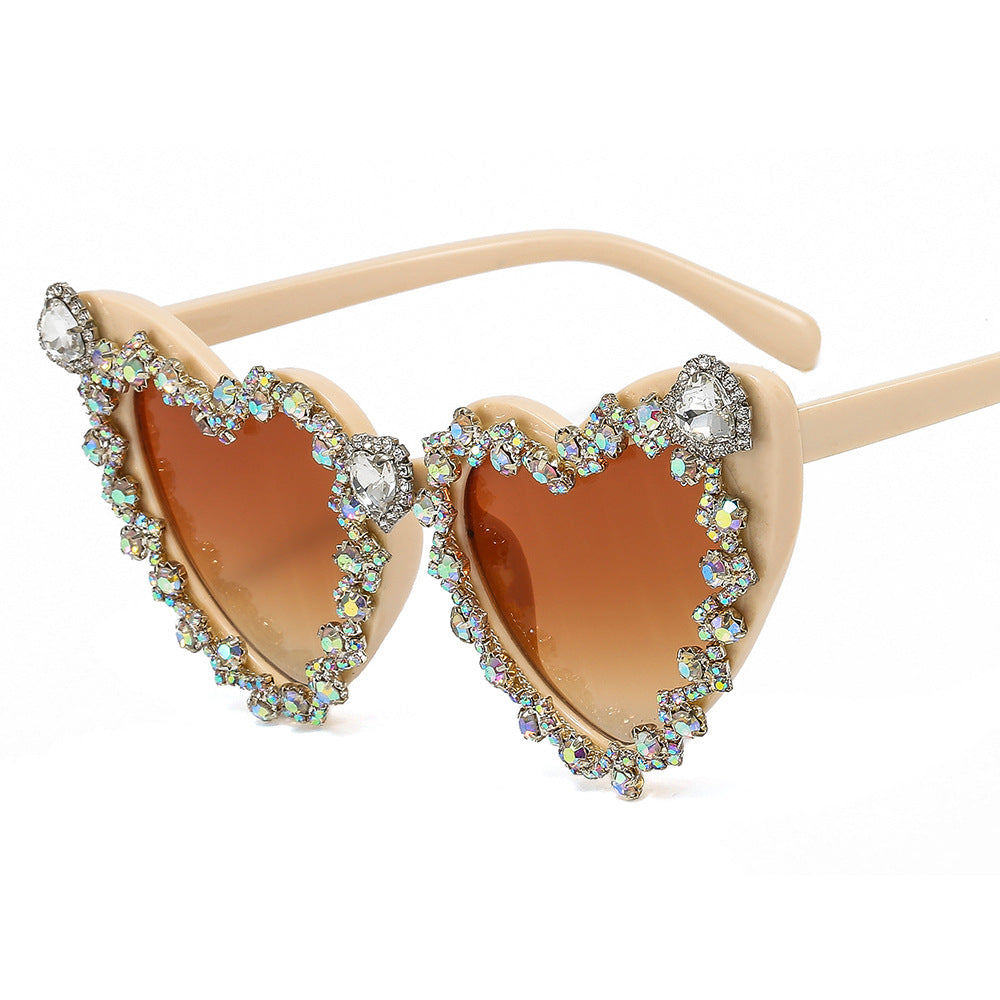 Trendy punk glasses heart-shaped shade
