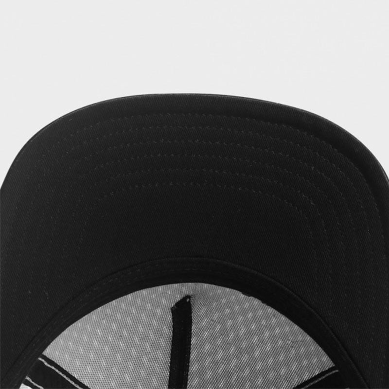 Trendy flat brimmed snapback hats mesh breathable quick-drying adjustable