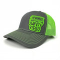 Trendy flat brimmed snapback hats leather label mesh hat sunshade