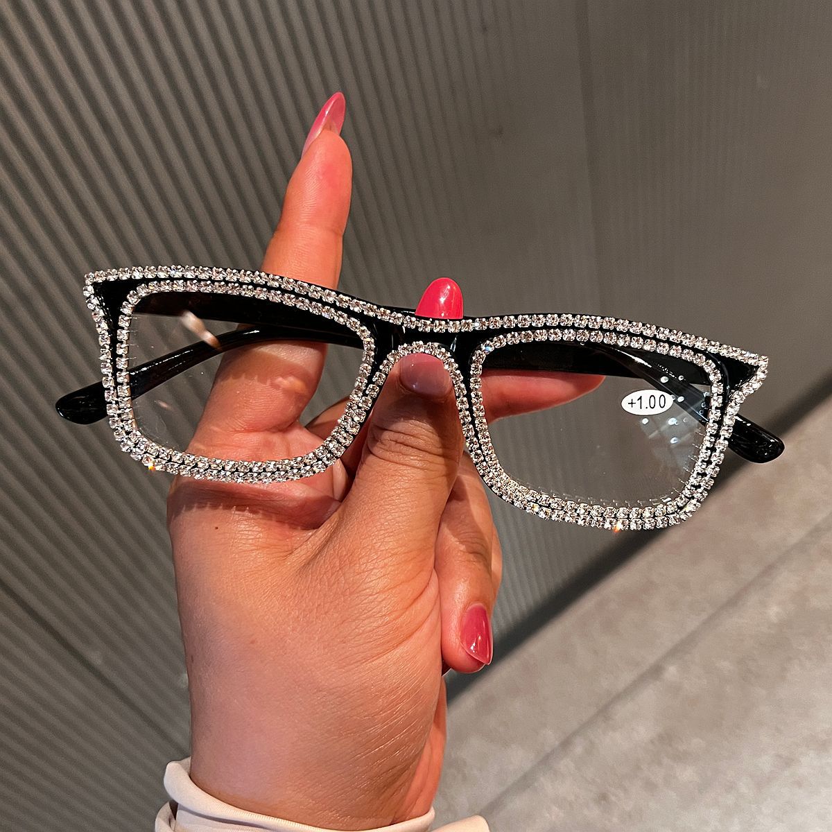 Trendy punk glasses diamond-encrusted anti-blue light retro