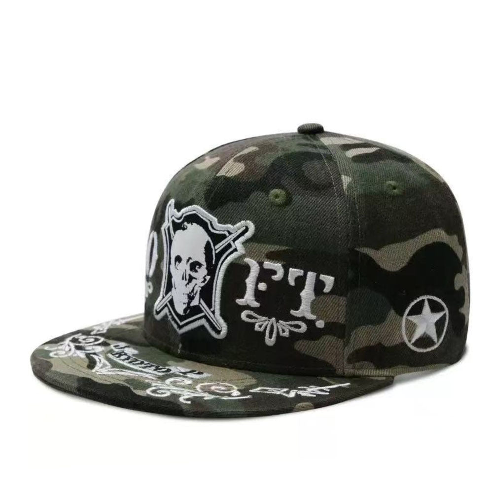 Trendy flat brimmed snapback hats embroider camouflage skull hip