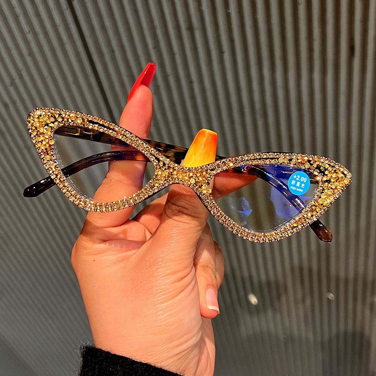Trendy punk glasses cat eyes full of diamonds retro