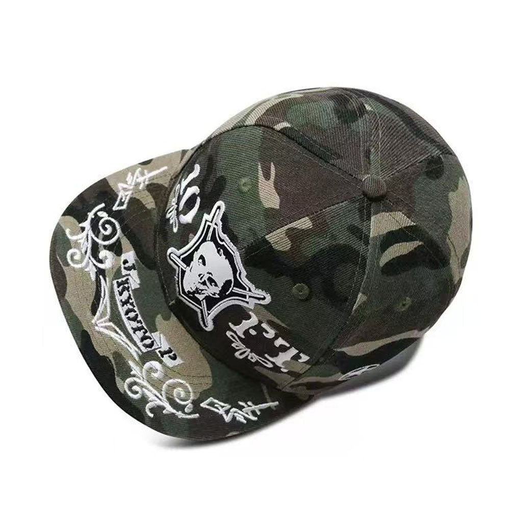Trendy flat brimmed snapback hats embroider camouflage skull hip