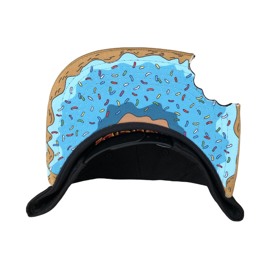 Trendy flat brimmed snapback hats treasure finger notch visor