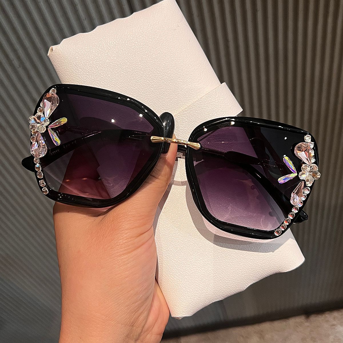 Trendy punk glasses large frame flash diamond sunscreen