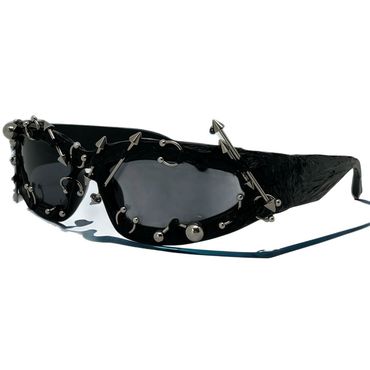 Trendy punk glasses rivet decoration