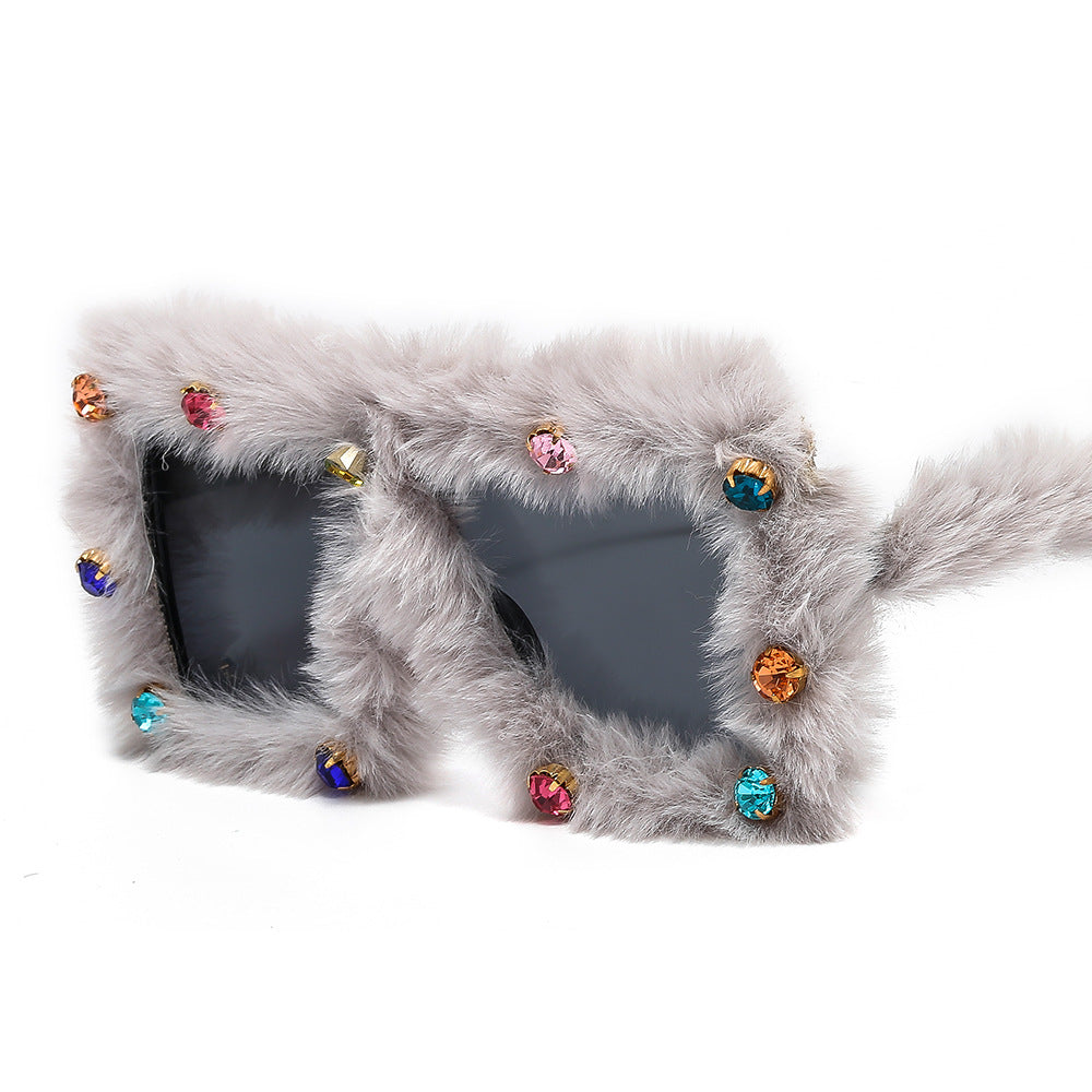 Trendy punk glasses stuffed diamond square sunscreen