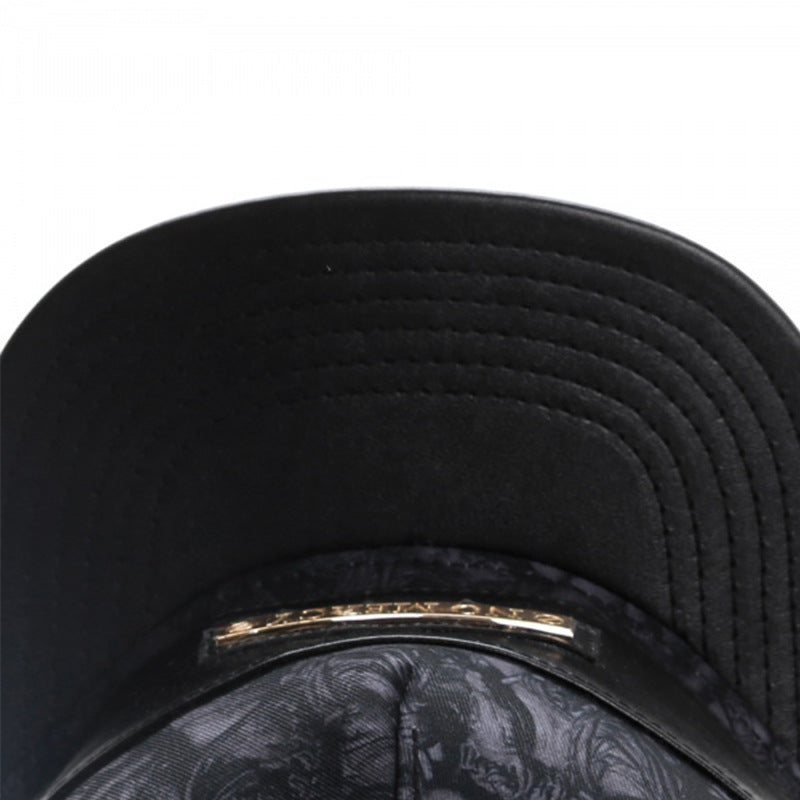 Trendy flat brimmed snapback hats metal inlay