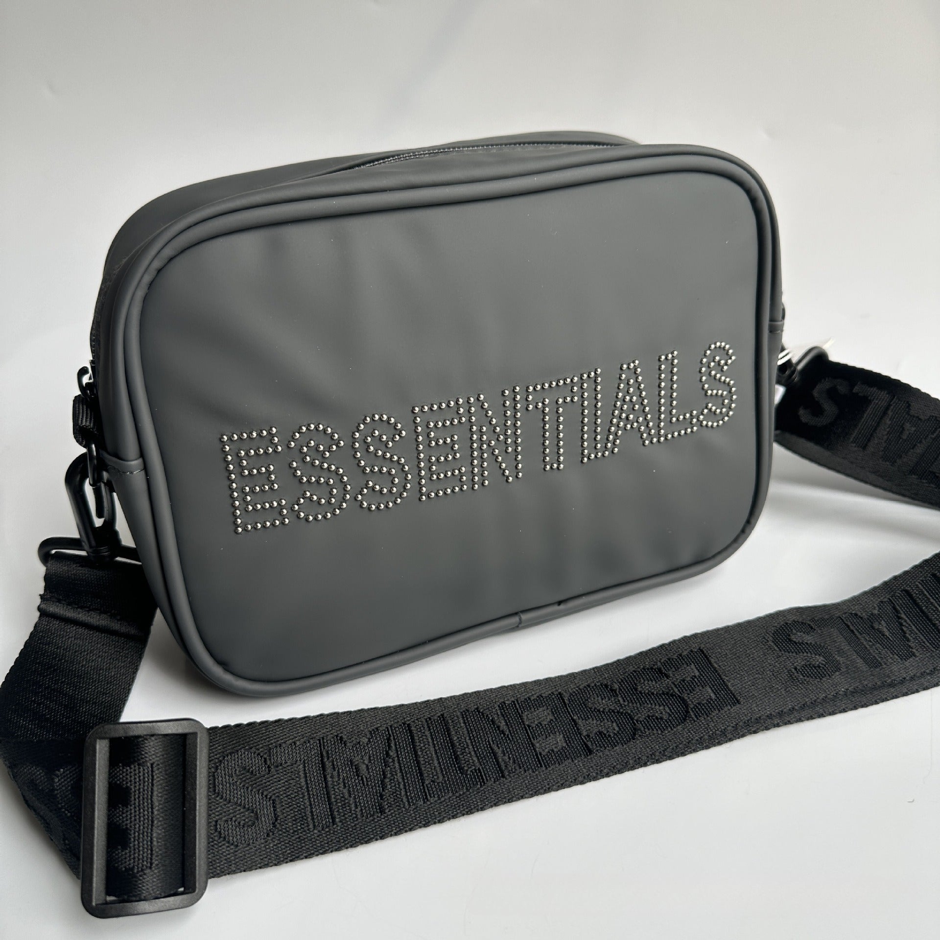 FOG ESSENTIALS Bag Messenger bag Commuter breast bag Lightweight mobile phone bag Small satchel