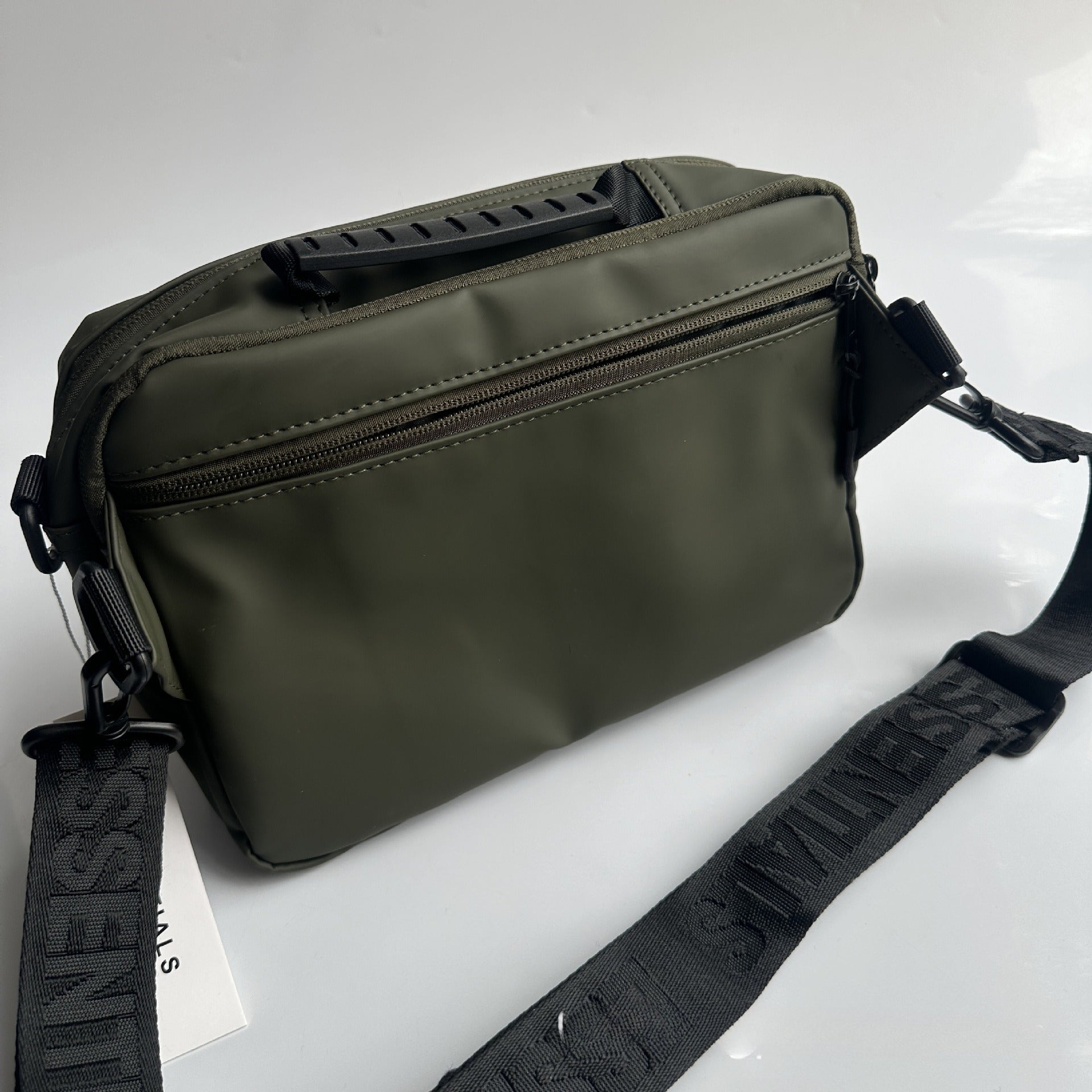 FOG ESSENTIALS Bag Crossbody Men's and Women's Fashion and Casual Multifunctional Shoulder Bag Solid Color Leather