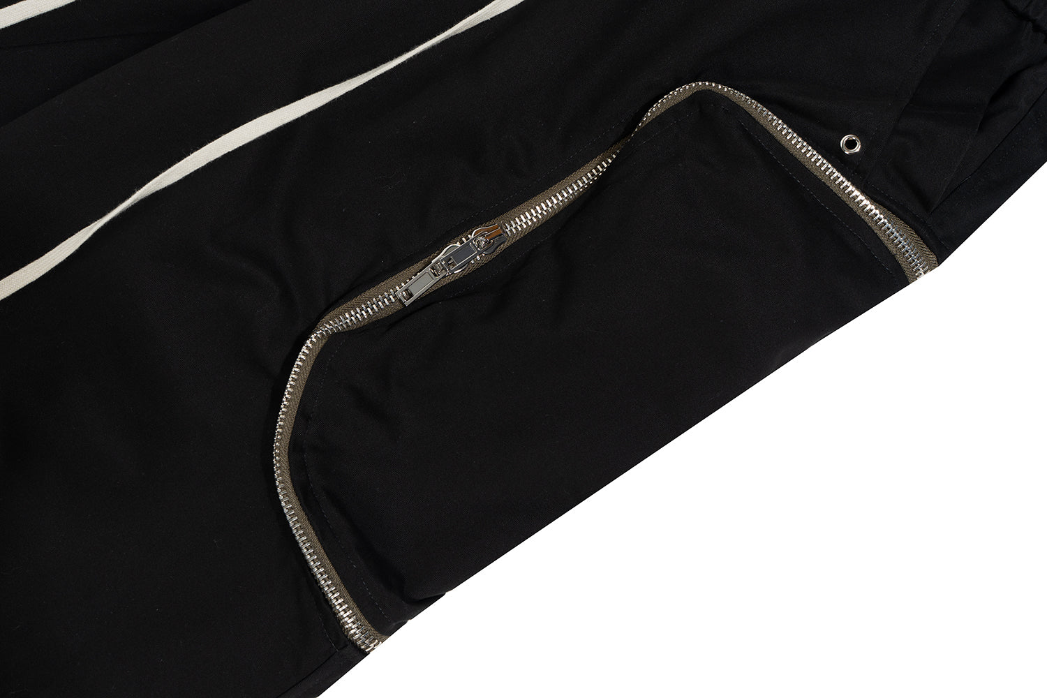 MIJKO Jeans: At the Forefront of Fashion Trends