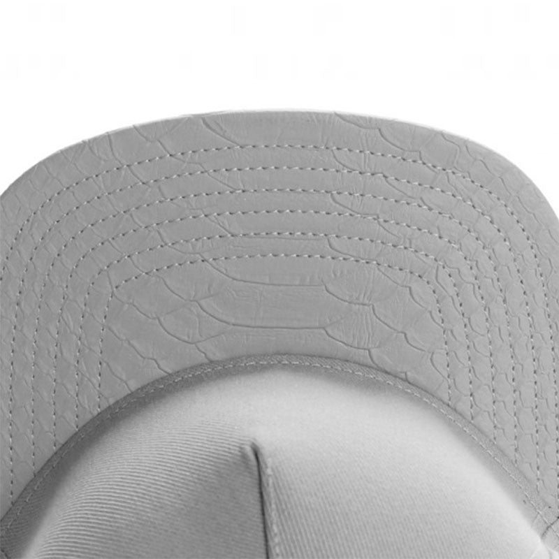 Trendy flat brimmed snapback hats blank light plate without logo