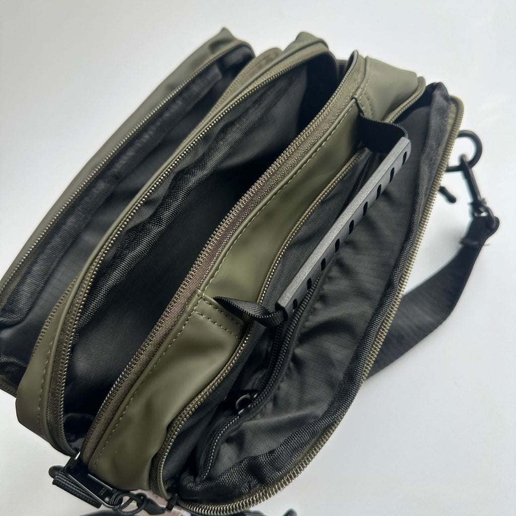 FOG ESSENTIALS Bag Crossbody Men's and Women's Fashion and Casual Multifunctional Shoulder Bag Solid Color Leather