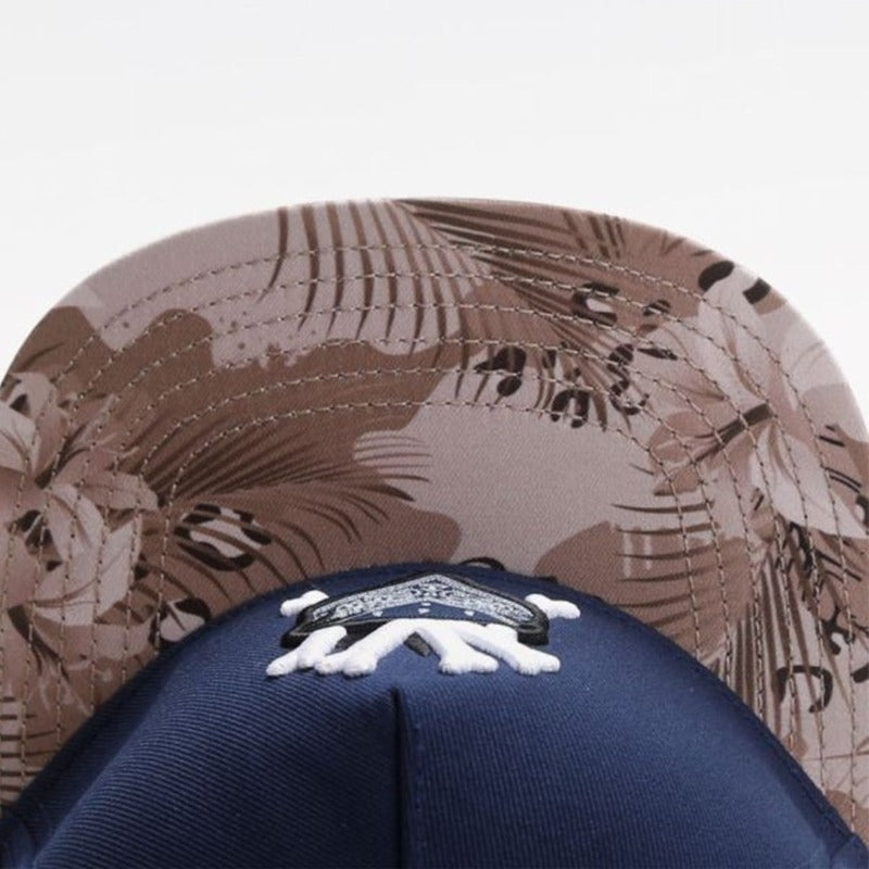 Trendy flat brimmed snapback hats spring and summer sunshade breathable